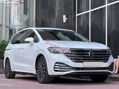 Xe Volkswagen Viloran Luxury 2024