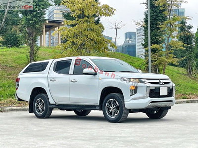 Xe Mitsubishi Triton 4x2 AT Mivec 2020