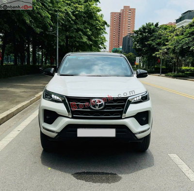 Xe Toyota Fortuner 2.4L 4x2 AT 2025