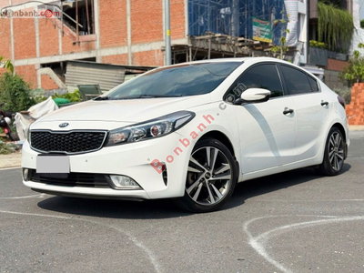 Xe Kia Cerato 2.0 AT 2017