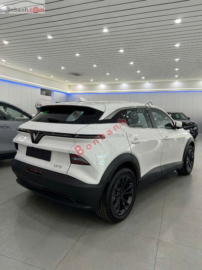 Xe VinFast VF6 Plus 2026