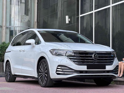 Siêu lướt Volkswagen Viloran Luxury 2024 Trắng