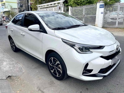 Toyota Vios 5 chỗ màu Trắng