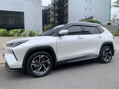 Cần bán Toyota Yaris Cross 2024 ODO 3500 km Trắng