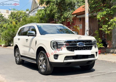 Xe Ford Everest Titanium Plus 2.0L 4x4 AT 2025