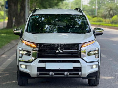 Mitsubishi Xpander Cross 2025 Trắng