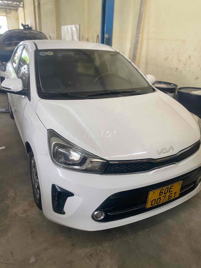 Kia Soluto 2022 Số sàn Trắng