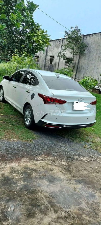 Hyundai Accent 2022 Trắng 100.000km