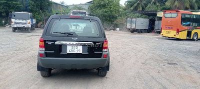 Ford Escape 2004 Đen