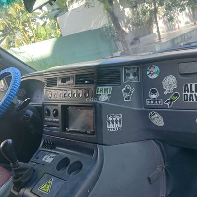 Mercedes M100 2002 Bạc