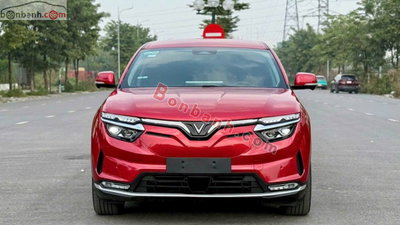 Xe VinFast VF8 Eco AWD 2024
