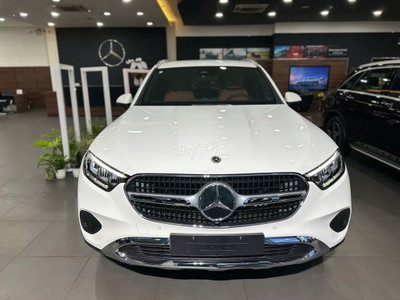 Mercedes-Benz GLC200 4MATIC Trắng