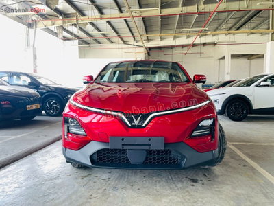 Xe VinFast VF6 Plus 2026