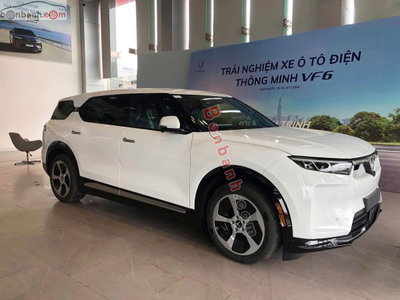 Xe VinFast VF9 Eco 2026