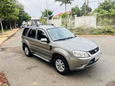 Ford Escape XLT 2 Cầu - Zin Nòi Lắm Luôn