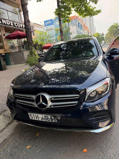Mercedes-Benz GLC300 2020 Đen xanh