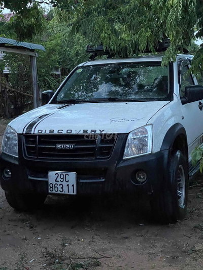 Isuzu D-Max Trắng Số sàn 5 chỗ