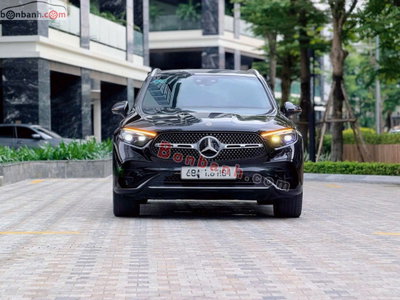 Xe Mercedes Benz GLC 300 4Matic 2023