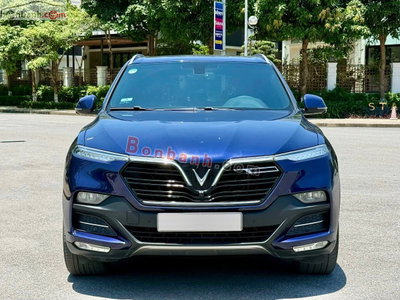 Xe VinFast Lux SA 2.0 Premium 2.0 AT 2021