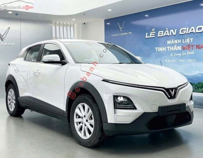 Xe VinFast VF6 Eco 2026
