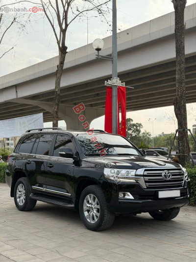 Xe Toyota Land Cruiser VX 4.6 V8 2019