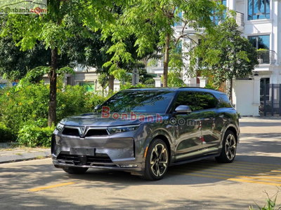 Xe VinFast VF9 Plus 6S SDI 2023
