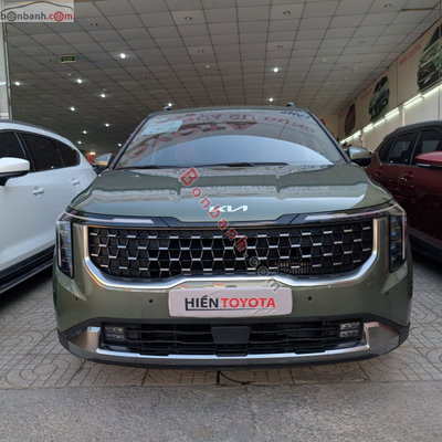 Xe Kia Carnival Signature 2.2D 2025