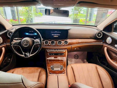 Mercedes-Benz E200 Exc 2022 Đen