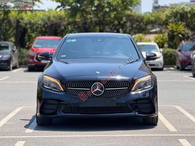 Xe Mercedes Benz C class C300 AMG 2019
