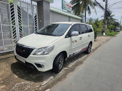Toyota Innova 2016 J lên E Trắng