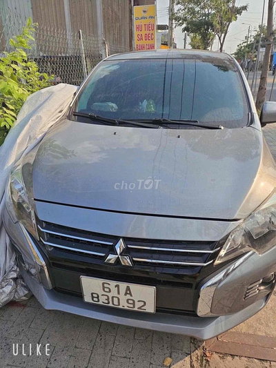 Mitsubishi Attrager 2020 Xám 4Vạn km