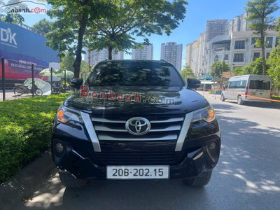 Xe Toyota Fortuner 2.4G 4x2 MT 2019