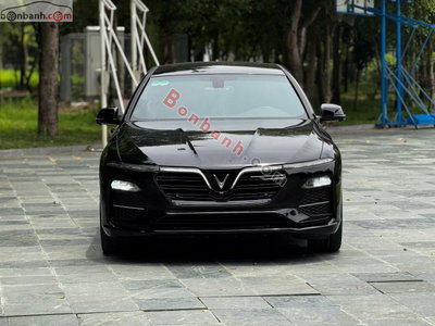 Xe VinFast Lux A 2.0 Plus 2.0 AT 2020