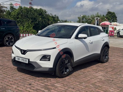 Xe VinFast VF6 Plus 2026
