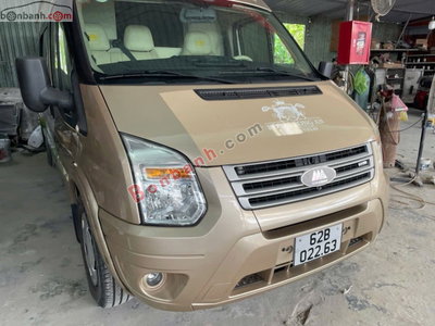 Xe Ford Transit Limousine 2014