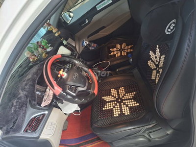 Hyundai Accent 2024 AT tiêu chuẩn 58.000 km Trắng