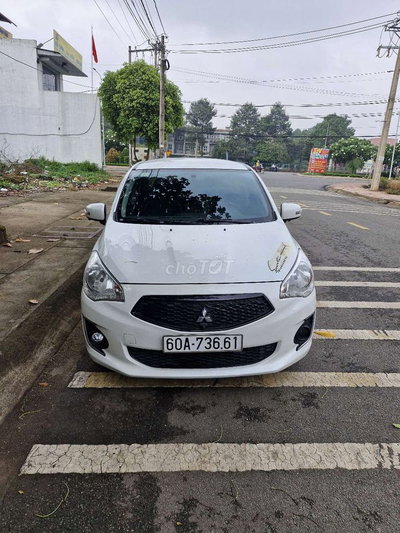 Mitsubishi Attrage cuối 2019 số tự động cực rin