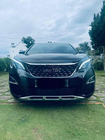 Peugeot 5008 đẹp keng