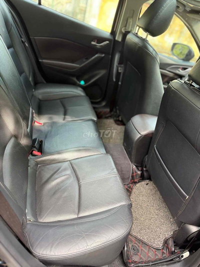 Mazda 3 2018 2.0 prenium
