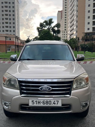 Ford Everest 2009 MT máy dầu đi 120 ngàn cực đẹp
