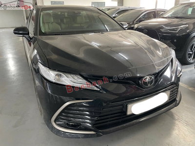 Xe Toyota Camry 2.0Q 2022