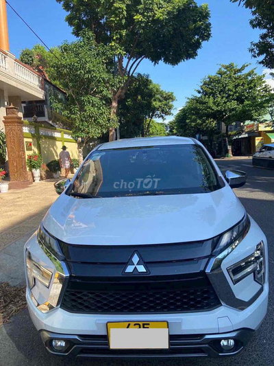 Mitsubishi Xpander AT Premium 2022 Trắng