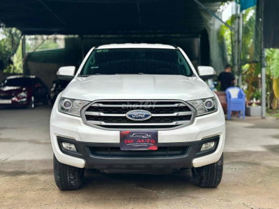 Ford Everest 2019 Trắng