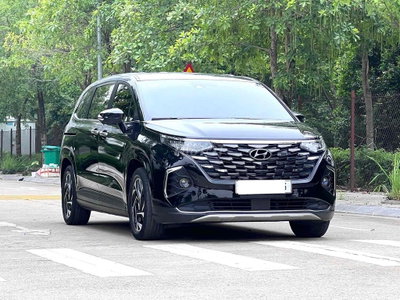 Hyundai Custin 2.0 cao cấp 2023