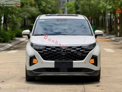 Xe Hyundai Custin Cao Cấp 2.0T 2023