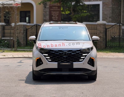 Xe Hyundai Custin Cao Cấp 2.0T 2024