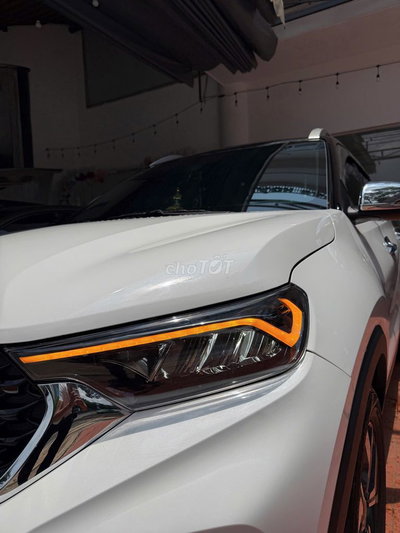 Kia Sonet 2023 Premium 3 vạn Trắng
