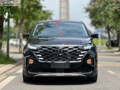 Xe Hyundai Custin Cao Cấp 2.0T 2023