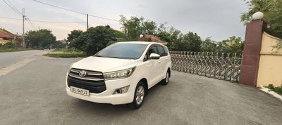Innova E số sàn 2019 xe Zin