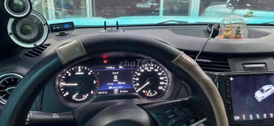 Nissan Navara 2022 EL Trắng